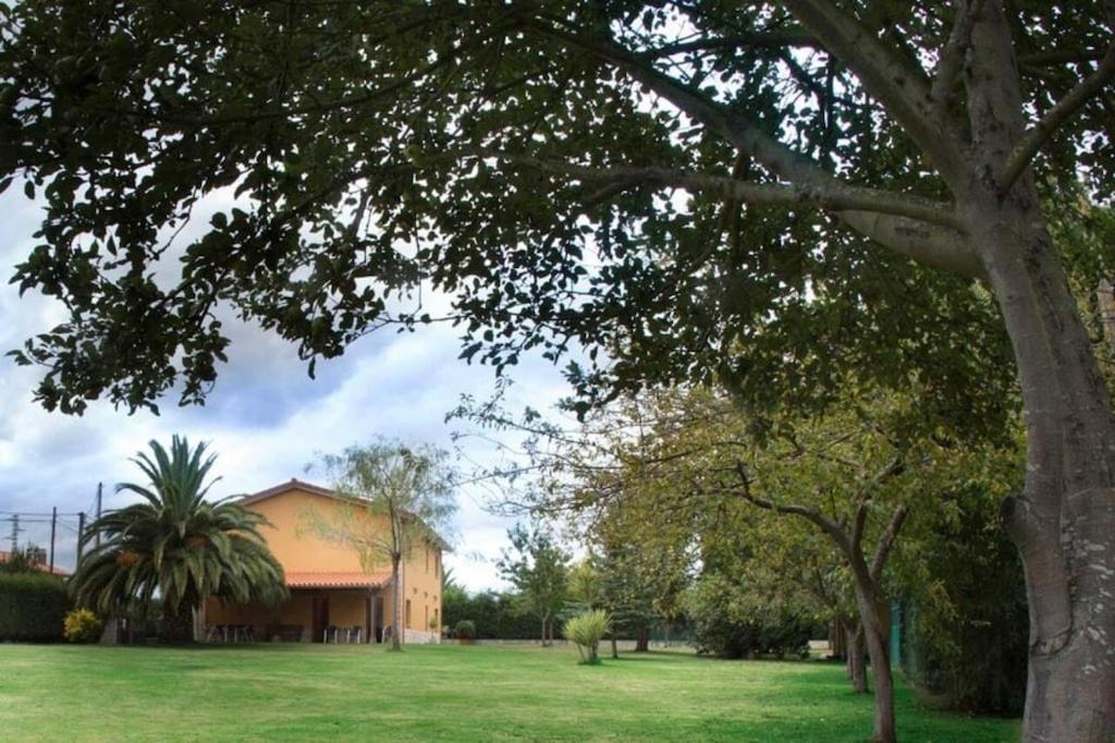 Villa Paula Aviles Exterior photo